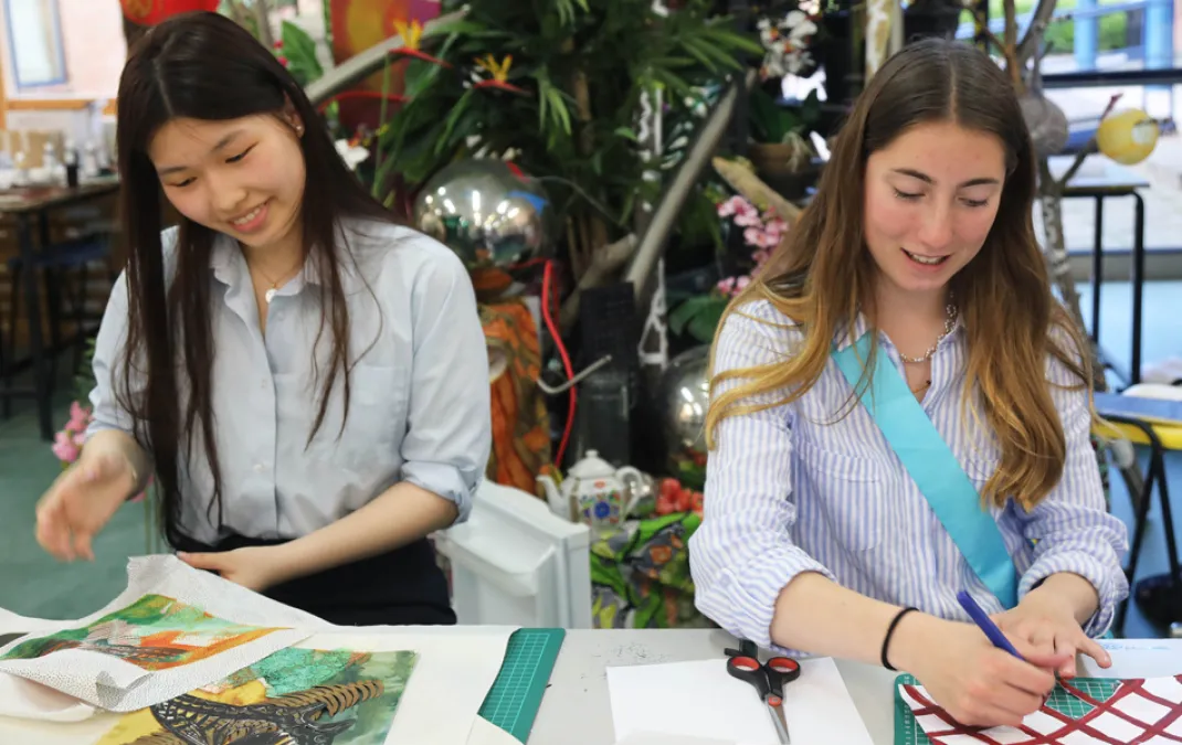 Visiting artists share specialist techniques with art and textiles students