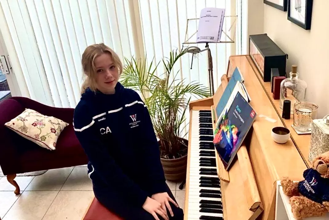 Top award for pianist Clemmie