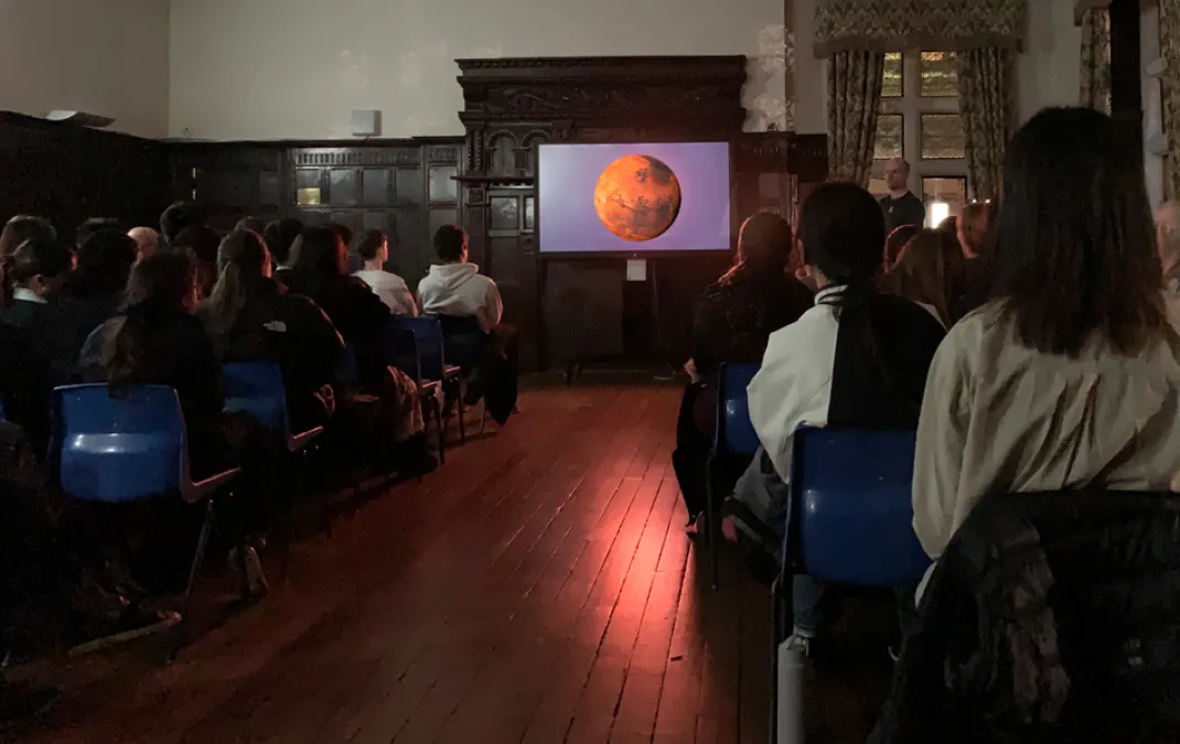 Students enjoy ‘out of this world’ talk from award-winning astronomy author