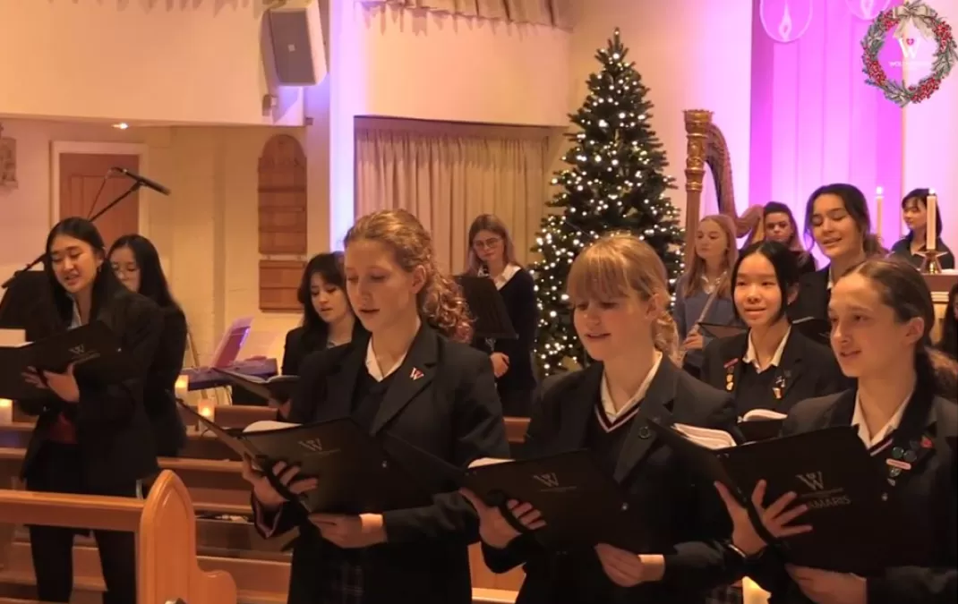 Chapel carol service celebrates Christmas